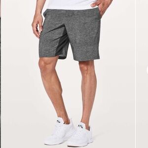 Lululemon T.H.E. Short Out Of Mind Liner 9" Inseam Heathered Grey Deep Coal Sz M